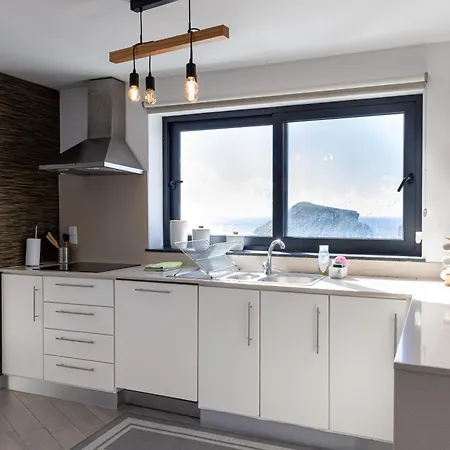 Casa Mare By Pontanegraazores Ангра-ду-Эроижму