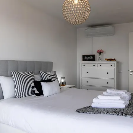 Casa Mare By Pontanegraazores Holiday home Angra do Heroismo